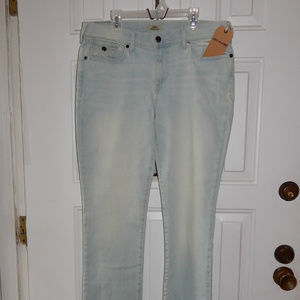 True Religion Jeans Cora Mid rise straight Size 31
